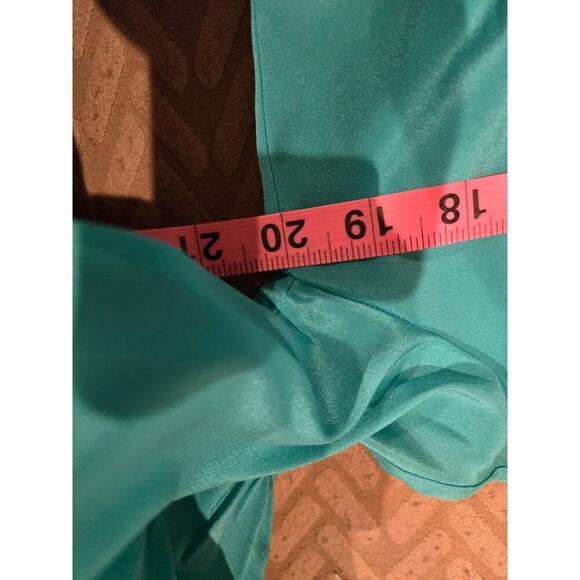Lilly Pulitzer Women's Teal Cold Shoulder Silk Blouse Size M - Picture 8 of 10
